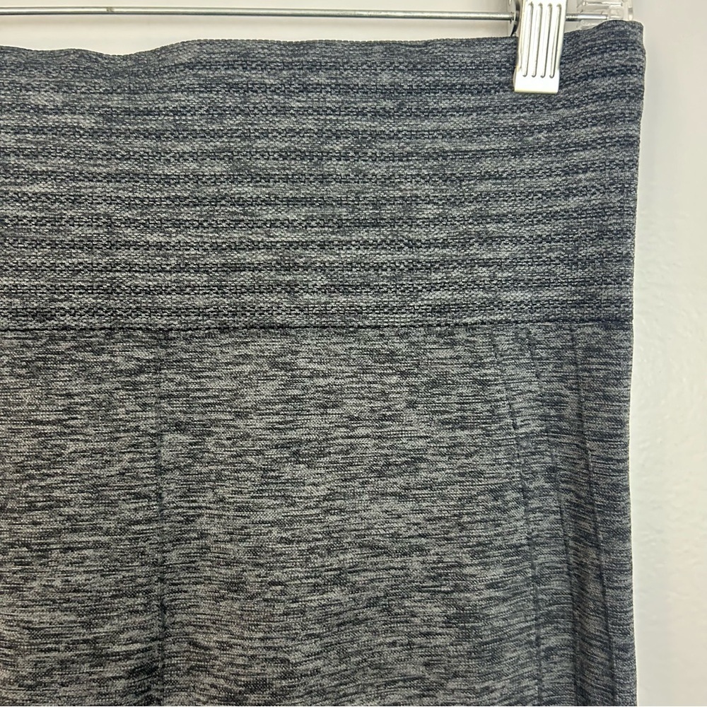 Athleta Training Compression Seamless Grey High R… - image 5